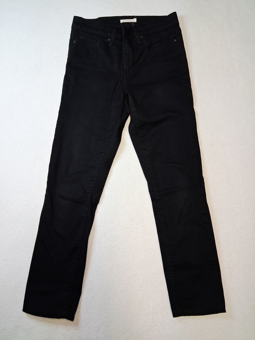 Levi's Black Women's Skinny Jeans - Sleek Stretch Fit